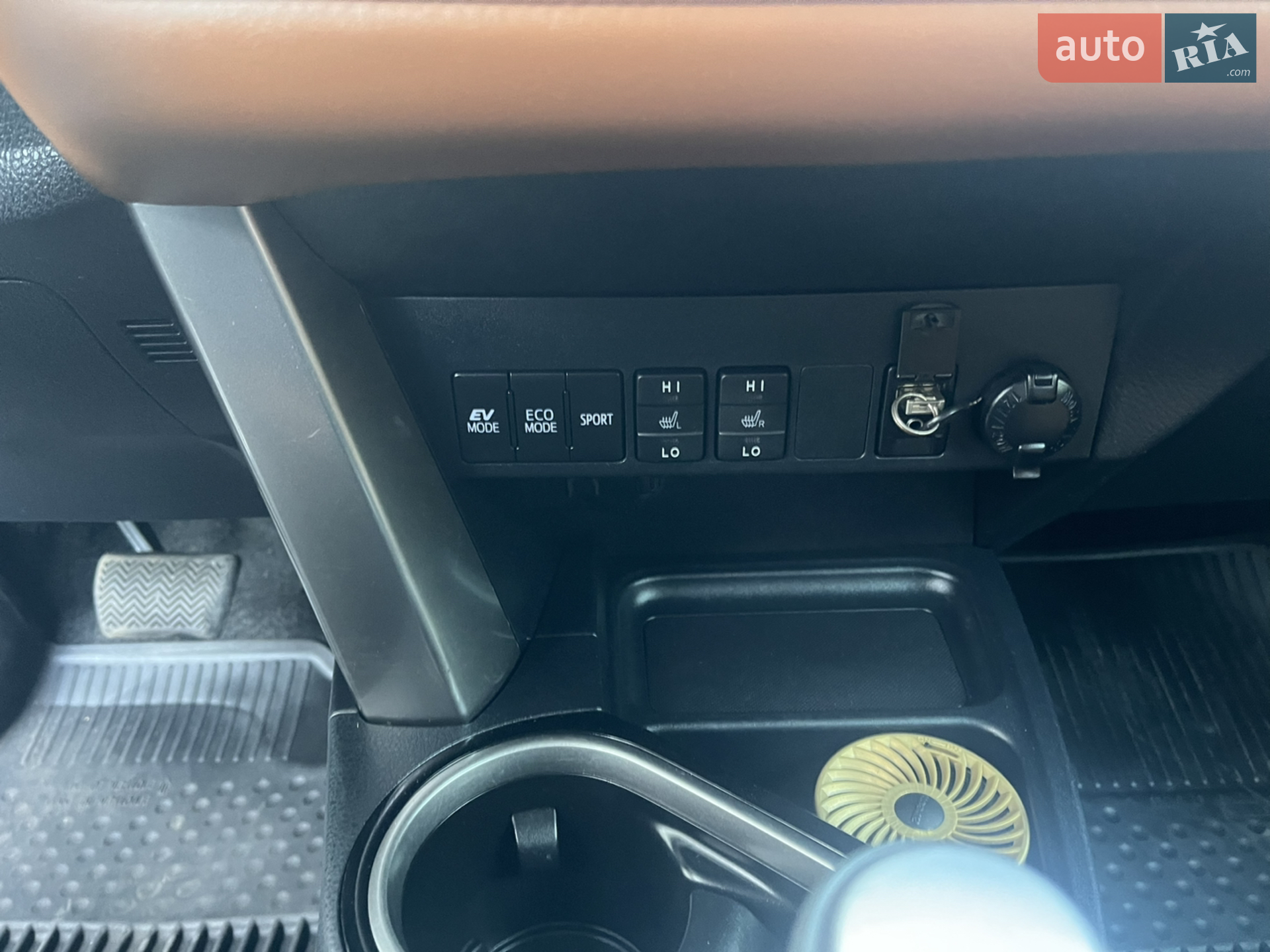 2017 Toyota RAV 4 - мініатюра 7