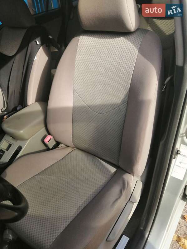 Позашляховик / Кросовер Toyota RAV4 2006 в Синельниковому