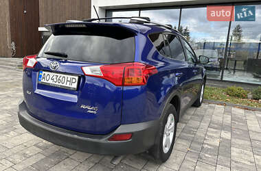 Внедорожник / Кроссовер Toyota RAV4 2014 в Тячеве