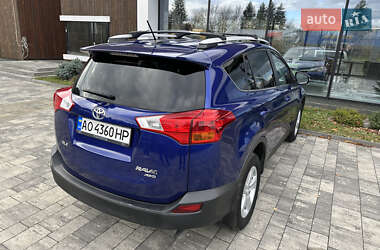 Внедорожник / Кроссовер Toyota RAV4 2014 в Тячеве