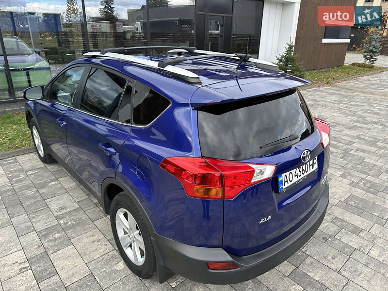 Позашляховик / Кросовер Toyota RAV4 2014 в Ужгороді