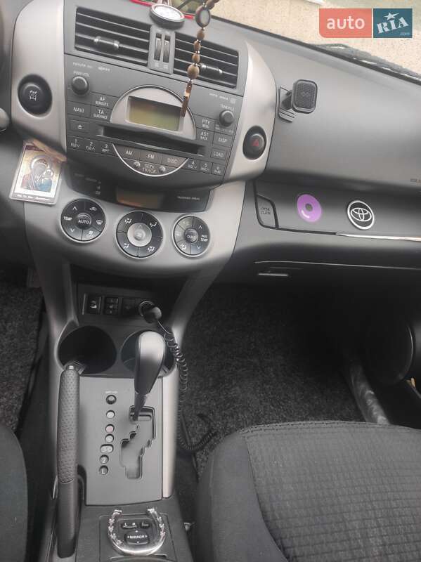 Позашляховик / Кросовер Toyota RAV4 2008 в Вінниці