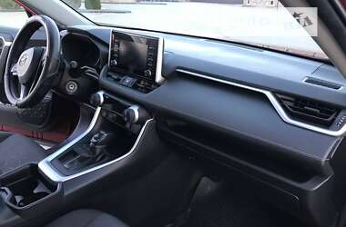 Позашляховик / Кросовер Toyota RAV4 2019 в Хмельницькому