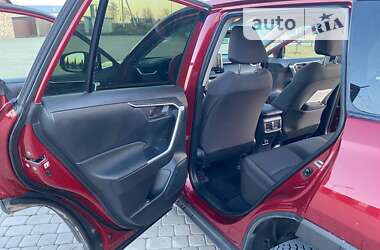 Позашляховик / Кросовер Toyota RAV4 2019 в Хмельницькому