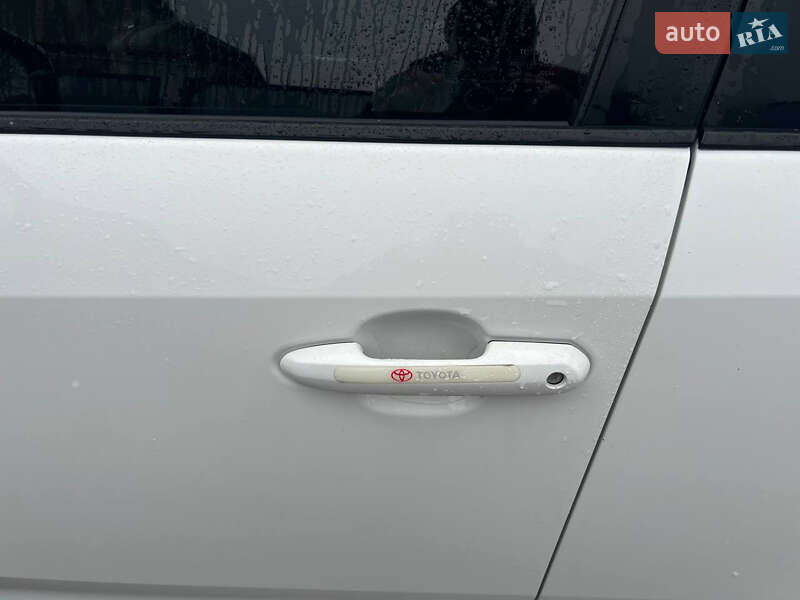 Позашляховик / Кросовер Toyota RAV4 2021 в Вінниці