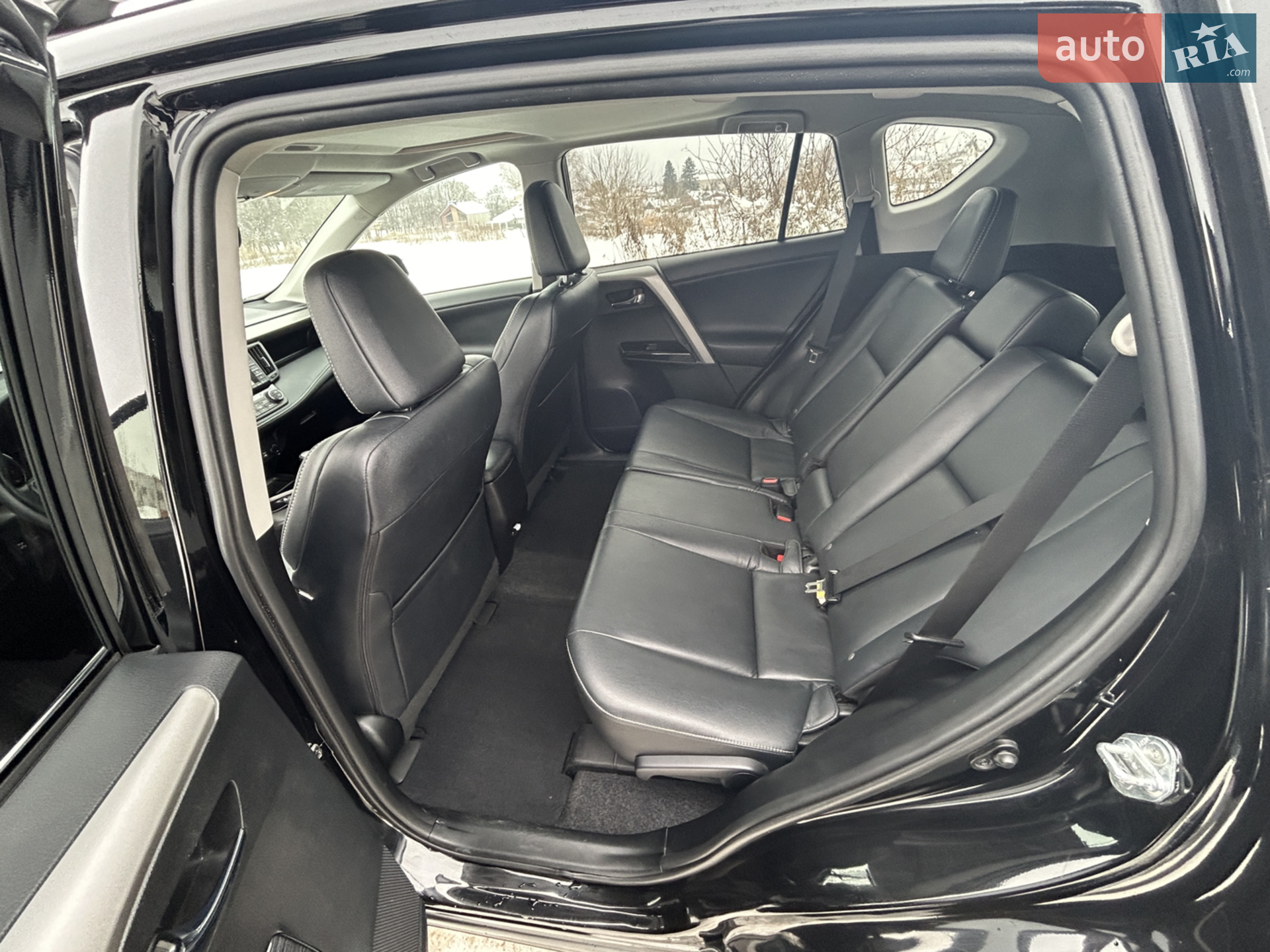 2016 Toyota RAV 4 - мініатюра 12