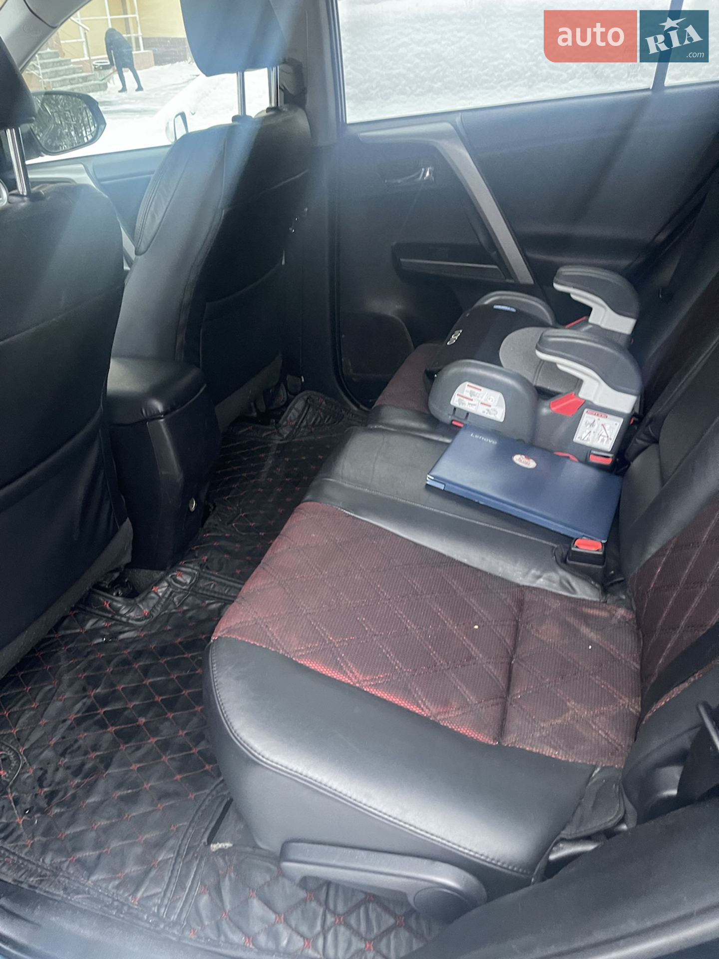 2017 Toyota RAV 4 - мініатюра 3