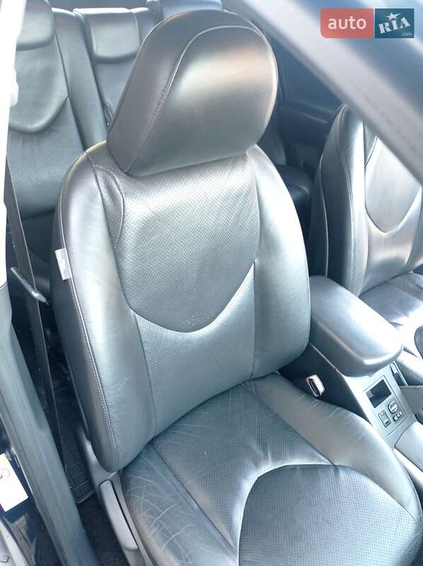 Позашляховик / Кросовер Toyota RAV4 2010 в Одесі