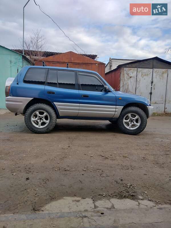 Toyota RAV4 1996