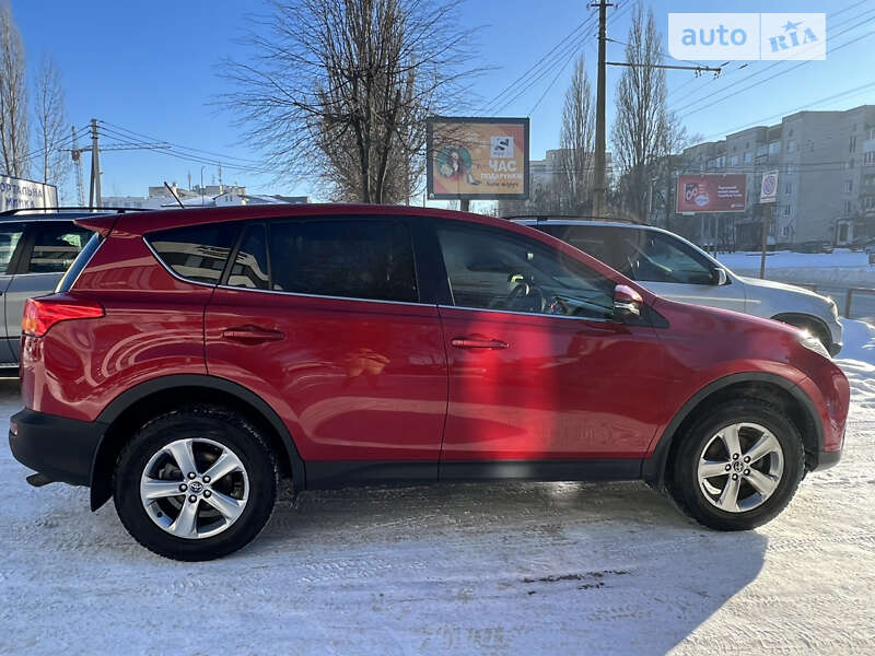 Позашляховик / Кросовер Toyota RAV4 2015 в Києві