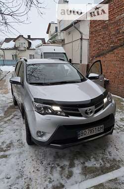 Внедорожник / Кроссовер Toyota RAV4 2014 в Чорткове
