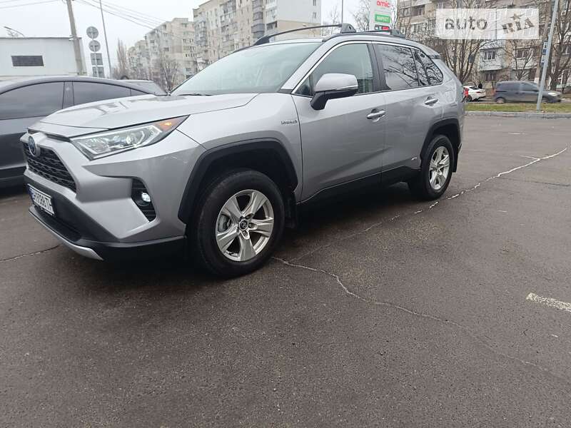 Внедорожник / Кроссовер Toyota RAV4 2020 в Одессе