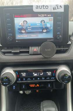 Позашляховик / Кросовер Toyota RAV4 2020 в Одесі