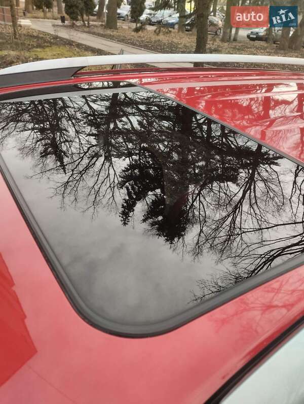 Позашляховик / Кросовер Toyota RAV4 2017 в Умані