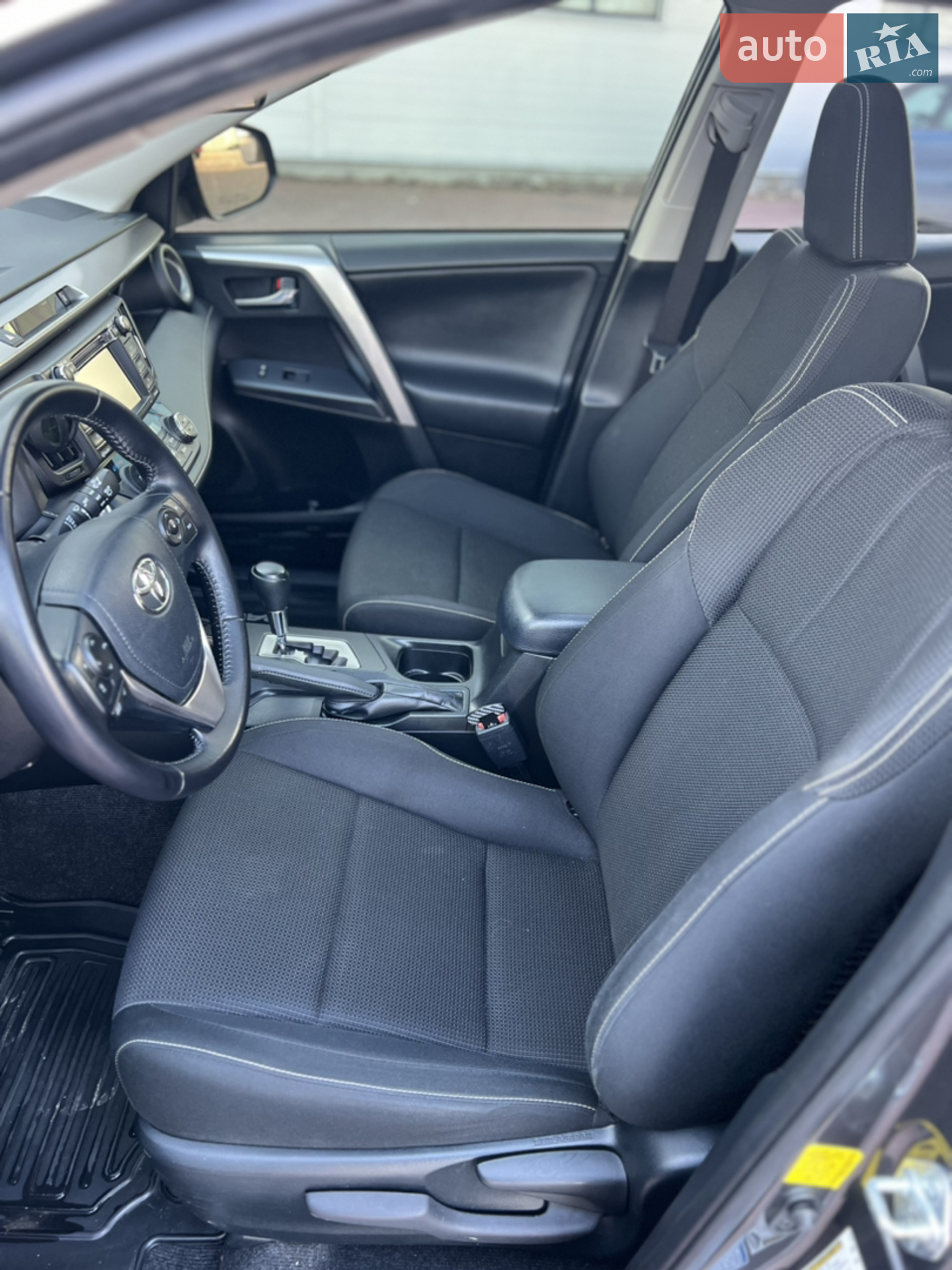 2016 Toyota RAV 4 - мініатюра 22