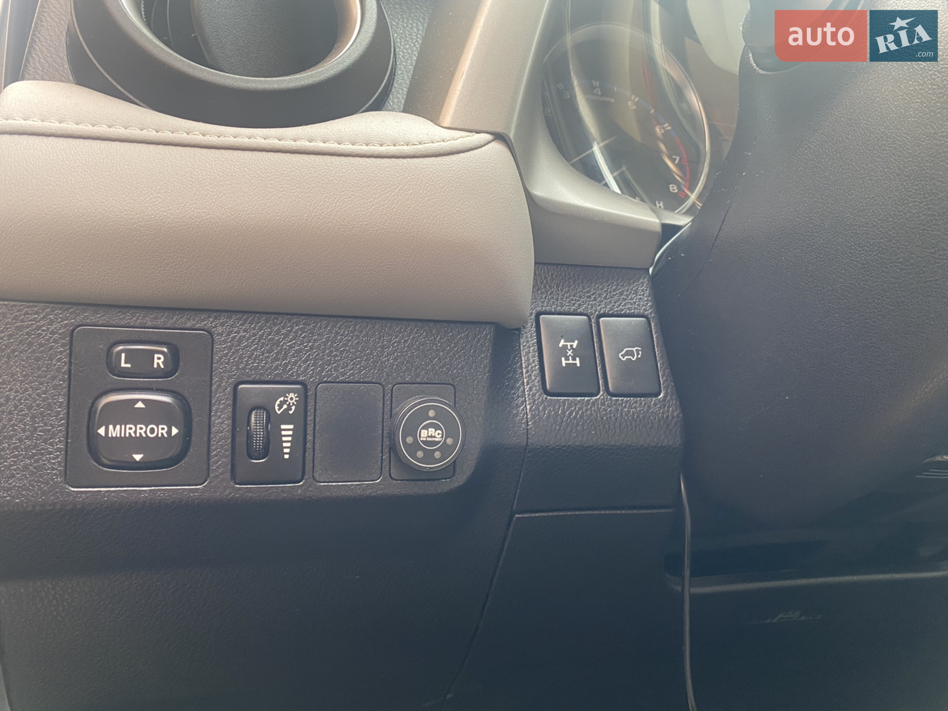 2016 Toyota RAV 4 - мініатюра 5