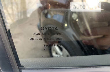 Внедорожник / Кроссовер Toyota RAV4 2013 в Жовкве
