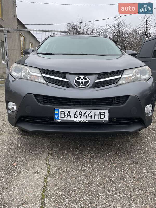 Toyota RAV4 2015