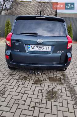 Внедорожник / Кроссовер Toyota RAV4 2006 в Любешове