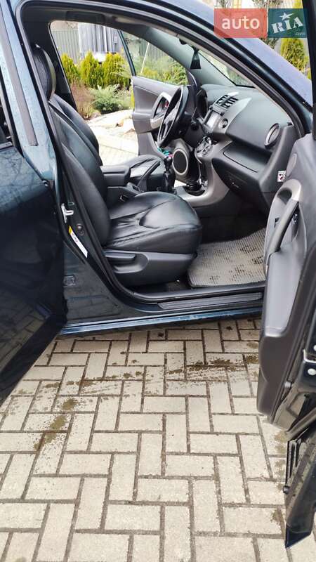 Позашляховик / Кросовер Toyota RAV4 2006 в Любешові фото 13 Позашляховик / Кросовер Toyota RAV4 2006 в Любешові