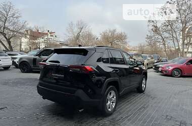 Позашляховик / Кросовер Toyota RAV4 2021 в Одесі