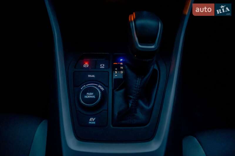 Внедорожник / Кроссовер Toyota RAV4 2020 в Чернигове фото 15 Внедорожник / Кроссовер Toyota RAV4 2020 в Чернигове