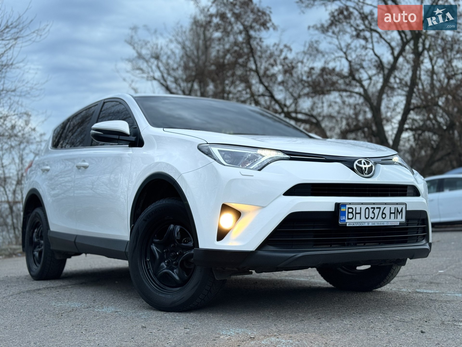 2017 Toyota RAV 4 - мініатюра 6