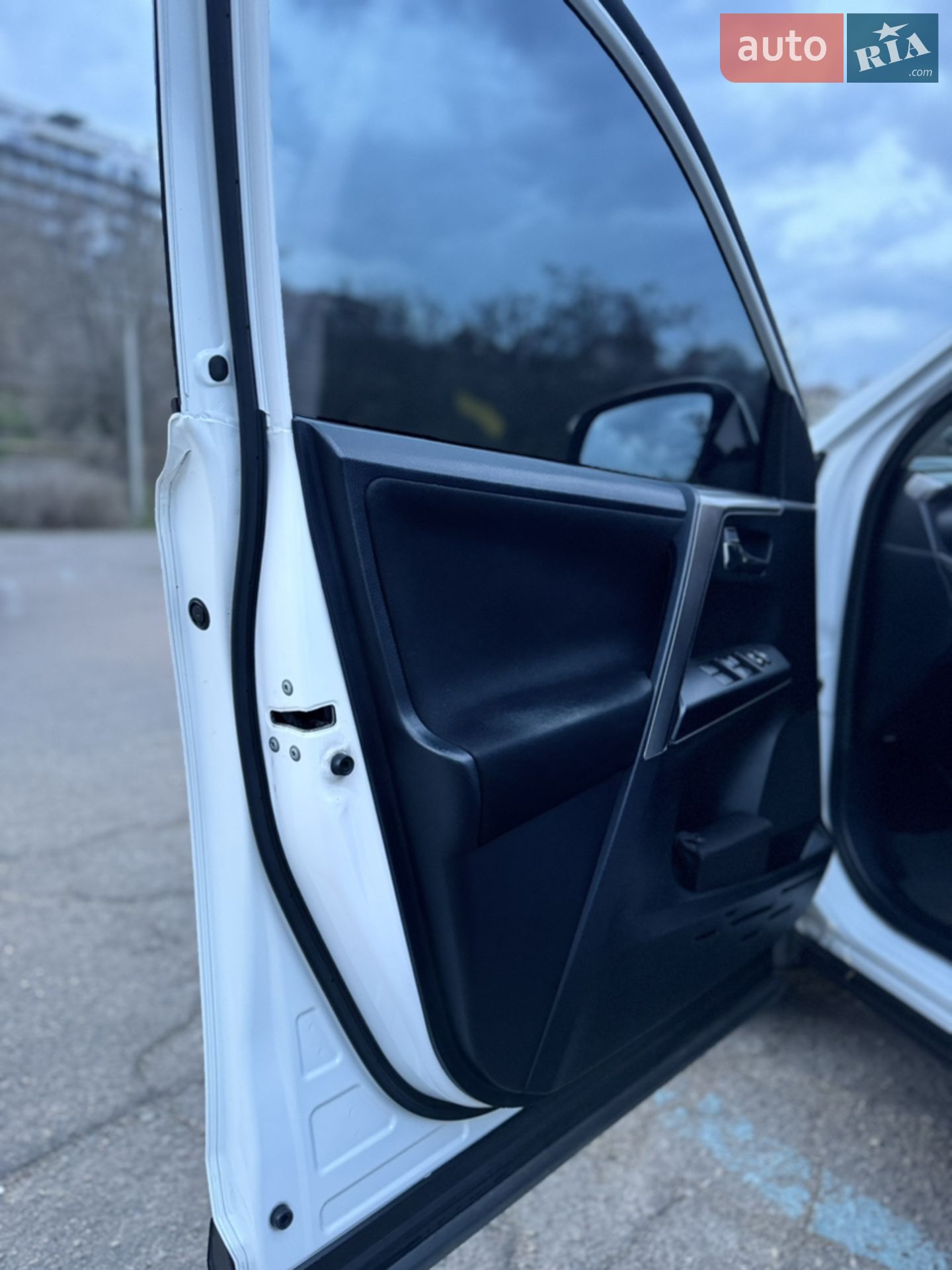 2017 Toyota RAV 4 - мініатюра 21