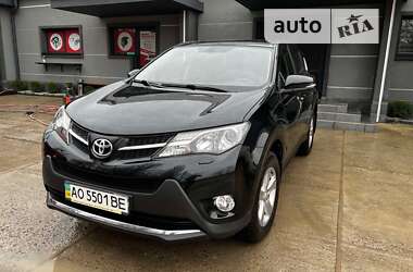 Позашляховик / Кросовер Toyota RAV4 2013 в Виноградові