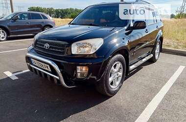 Позашляховик / Кросовер Toyota RAV4 2003 в Броварах