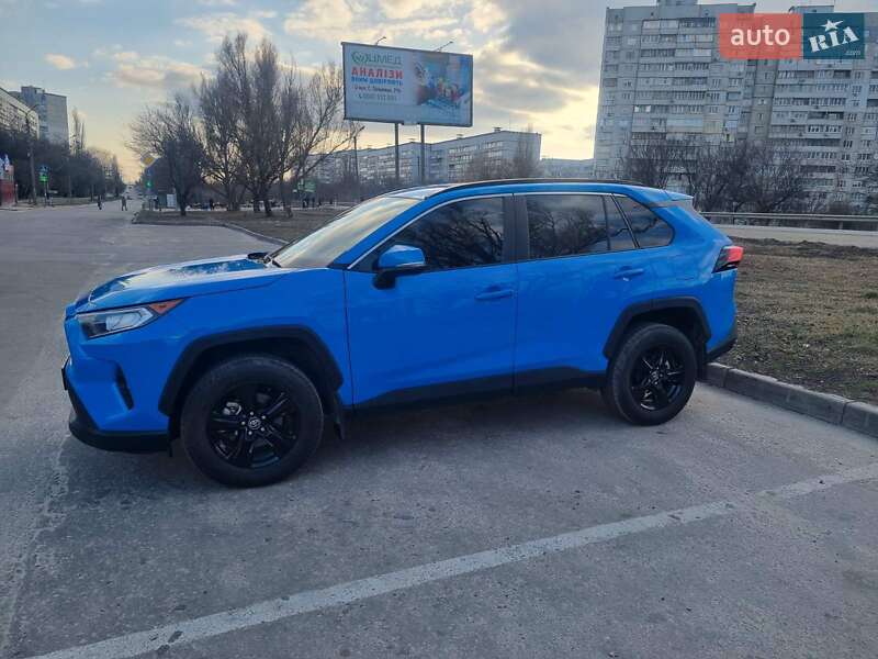 Внедорожник / Кроссовер Toyota RAV4 2019 в Харькове фото 3 Внедорожник / Кроссовер Toyota RAV4 2019 в Харькове