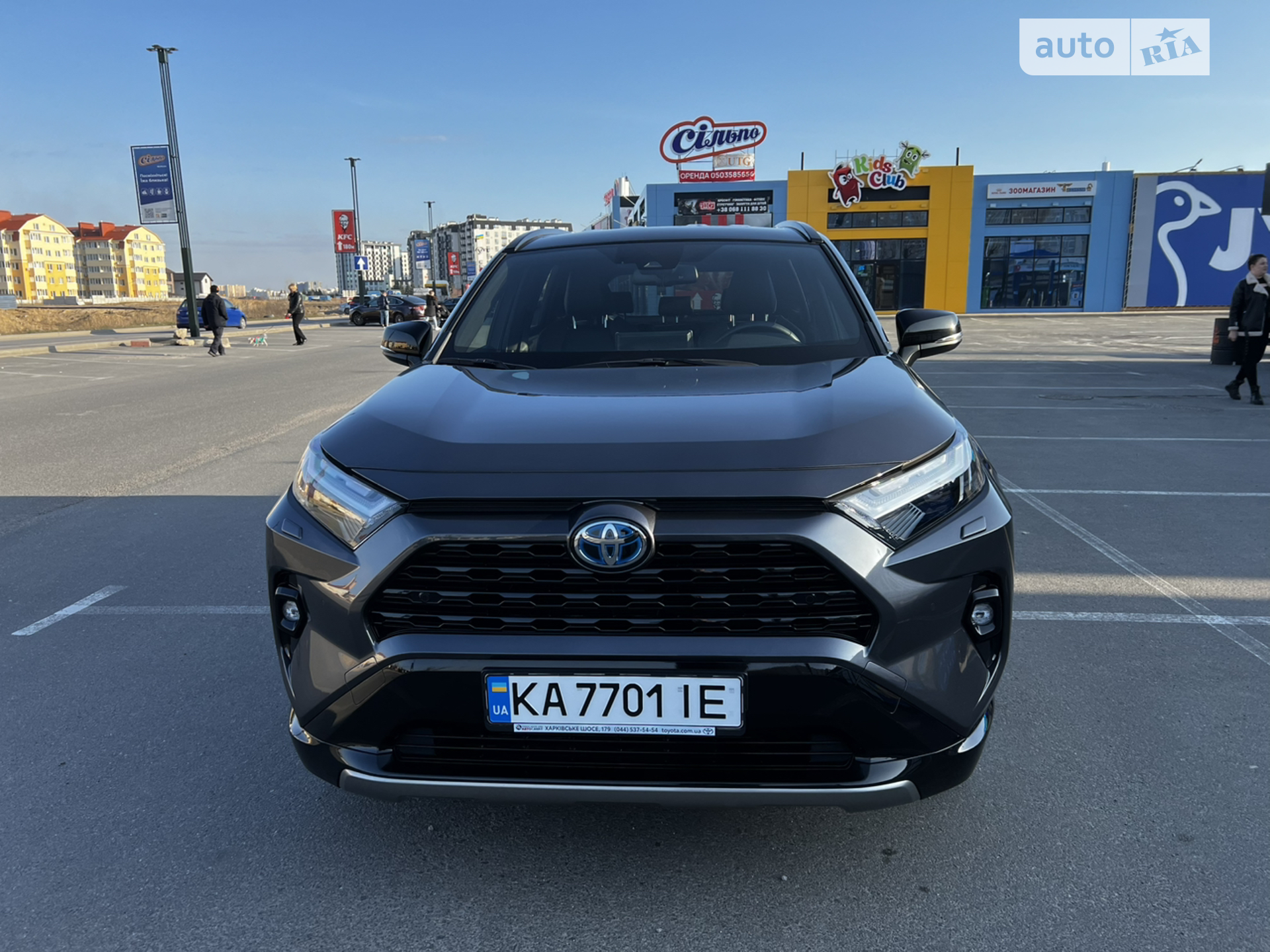 2022 Toyota RAV 4 - фото 1