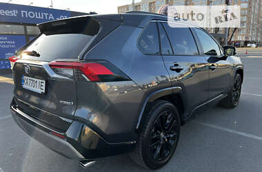 Позашляховик / Кросовер Toyota RAV4 2022 в Києві