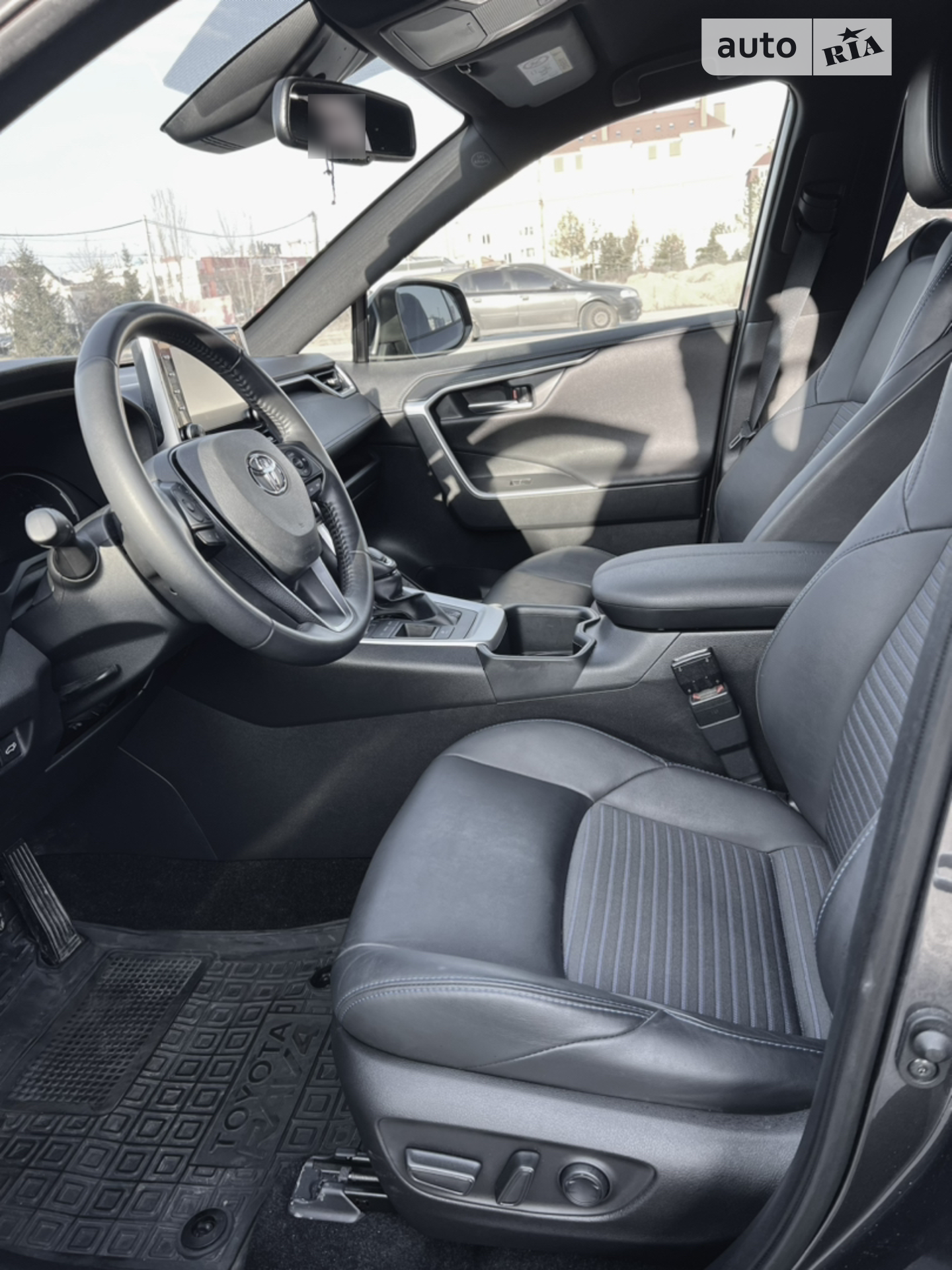 2022 Toyota RAV 4 - мініатюра 18