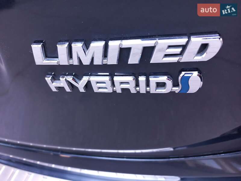 Позашляховик / Кросовер Toyota RAV4 2018 в Києві