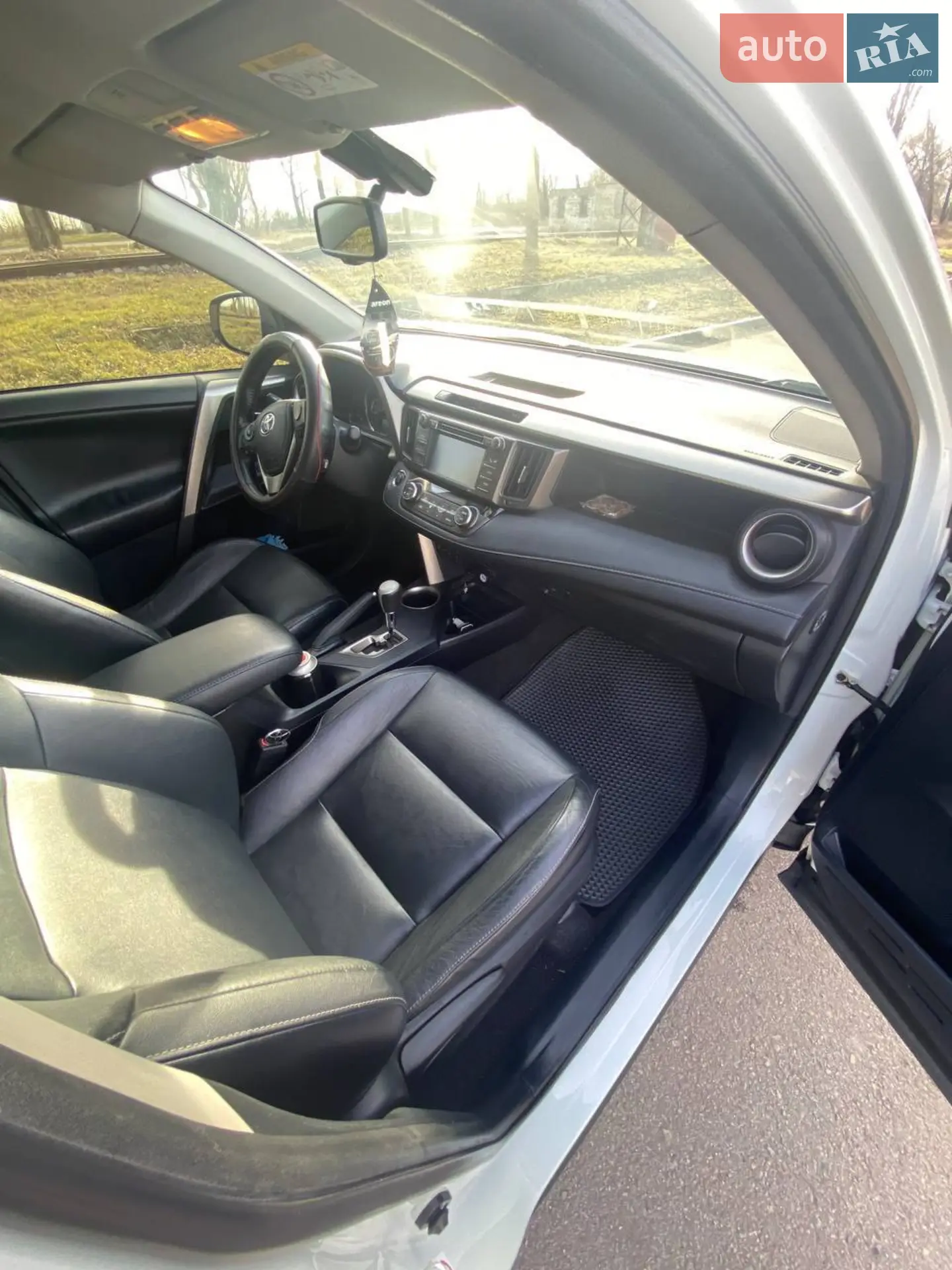 2013 Toyota RAV 4 - мініатюра 9