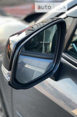 Внедорожник / Кроссовер Toyota RAV4 2021 в 