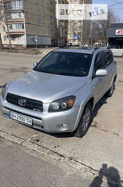 Позашляховик / Кросовер Toyota RAV4 2007 в Кривому Розі