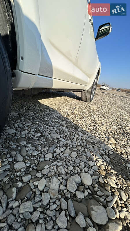 Позашляховик / Кросовер Toyota RAV4 2011 в Чернівцях фото 14 Позашляховик / Кросовер Toyota RAV4 2011 в Чернівцях