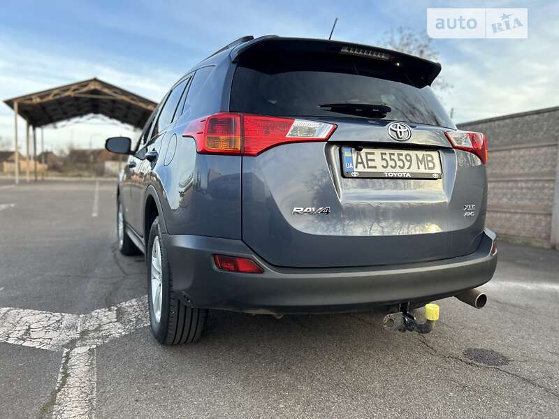 Позашляховик / Кросовер Toyota RAV4 2014 в Кривому Розі