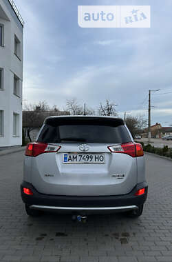 Внедорожник / Кроссовер Toyota RAV4 2013 в Житомире