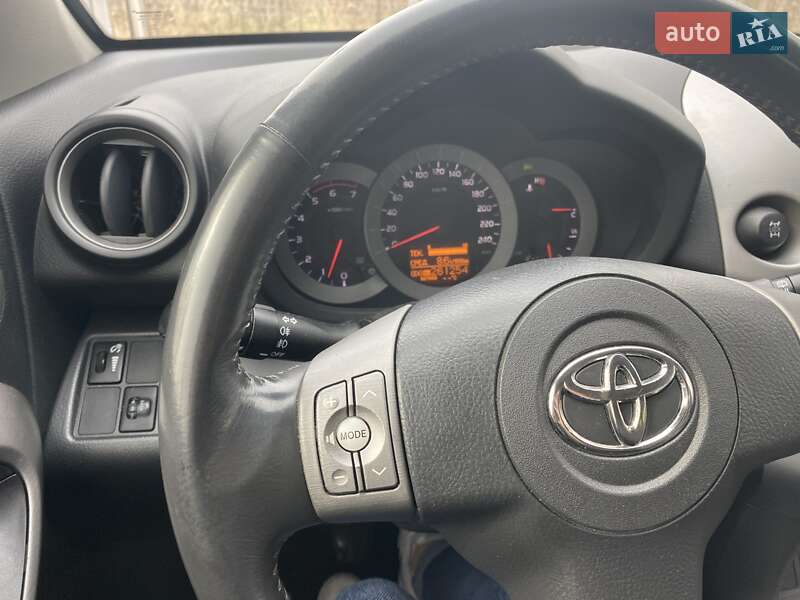 Позашляховик / Кросовер Toyota RAV4 2008 в Богородчанах