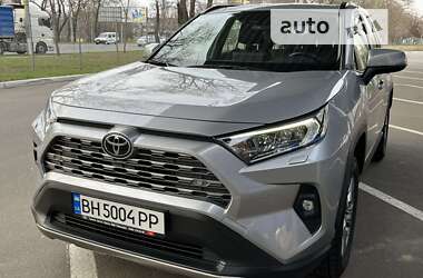 Позашляховик / Кросовер Toyota RAV4 2022 в Миколаєві