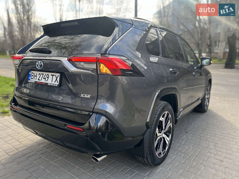 Внедорожник / Кроссовер Toyota RAV4 2022 в Одессе