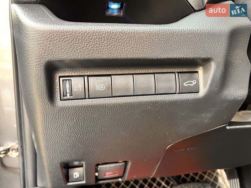 Внедорожник / Кроссовер Toyota RAV4 2022 в Одессе