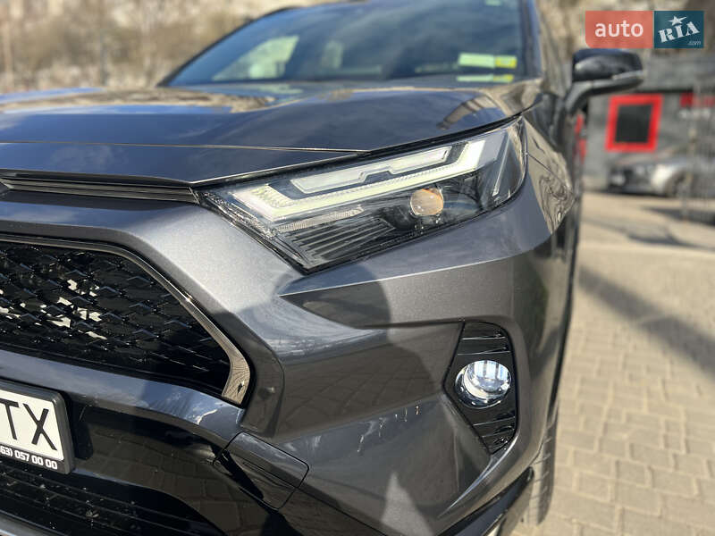 Внедорожник / Кроссовер Toyota RAV4 2022 в Одессе