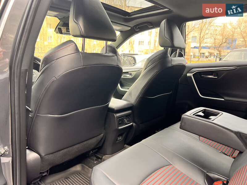 Внедорожник / Кроссовер Toyota RAV4 2022 в Одессе