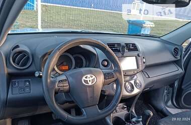 Внедорожник / Кроссовер Toyota RAV4 2010 в Виннице