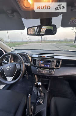 Позашляховик / Кросовер Toyota RAV4 2013 в Лозовій