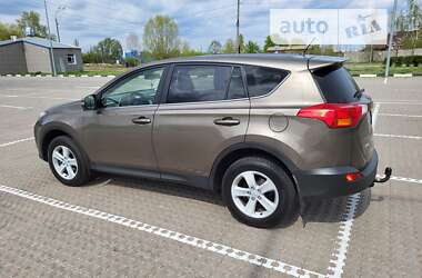 Внедорожник / Кроссовер Toyota RAV4 2014 в Киеве